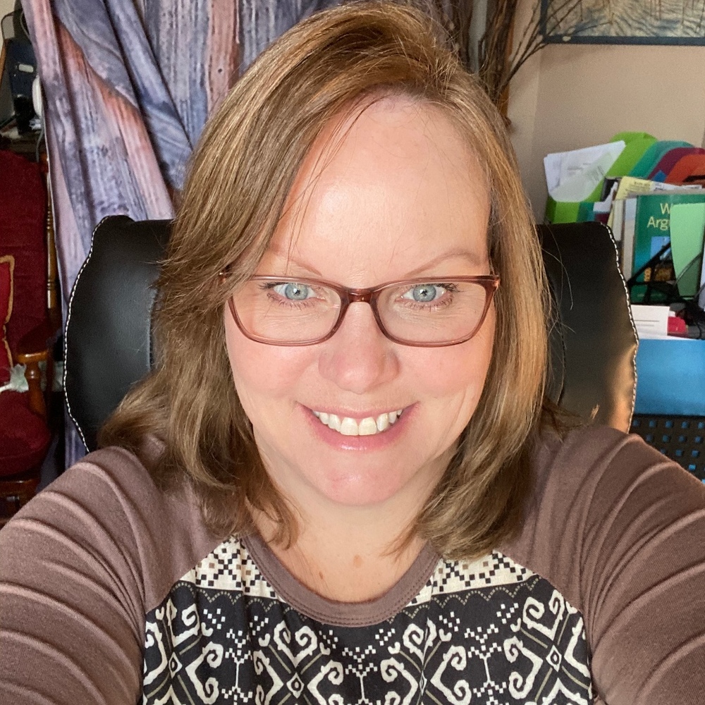 Meet your Posher, Gina